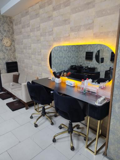 عکس سالن زیبایی بانوی بهشتی