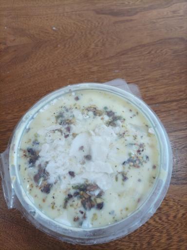 تولید و فروش بستنی سنتی و آبمیوه کاشان