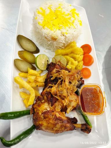 عکس بیرون بر کویتی ها