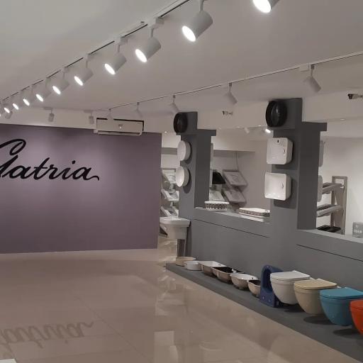 عکس فروشگاه دکوراسیون کارن