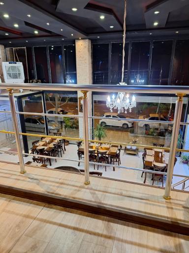 عکس چلوکباب حاج حسین خویی