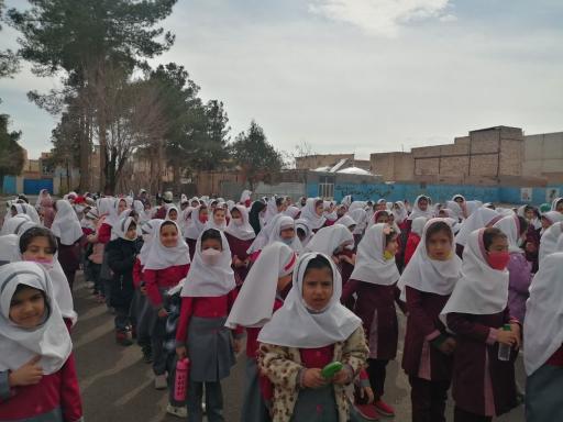 عکس دبستان دخترانه دوره اول شهید حسین شریف 