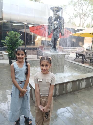 عکس رستوران پدیده شاندیز