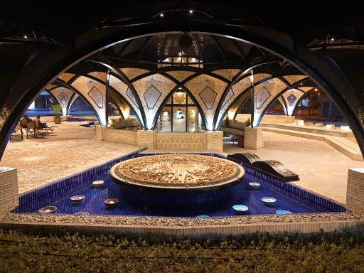 عکس میدان انقلاب