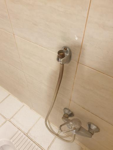 عکس خانه مسافر ساوا