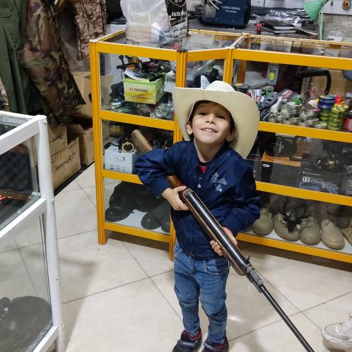 عکس فروشگاه لوازم صید و شکار آوای طبیعت