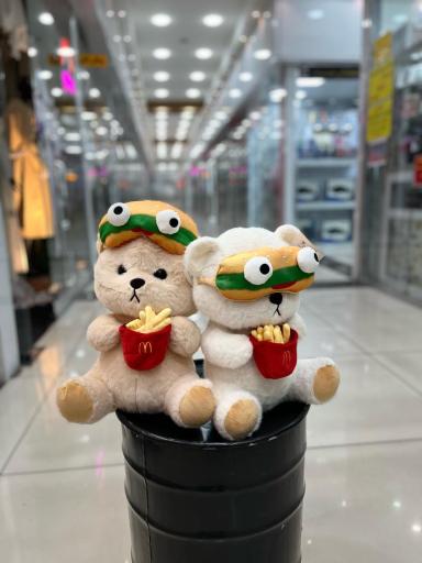 عروسک فروشی رد تویزشاپ