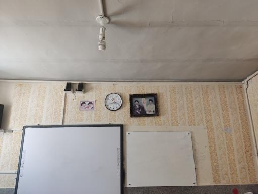 عکس دبستان پسرانه قائم 1 و 2