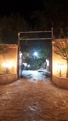 عکس هتل باغ سنتی متولی باشی ماهان