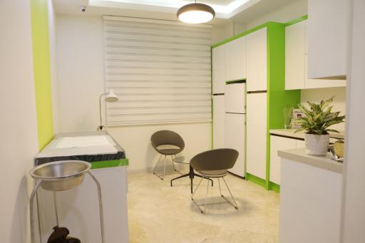 عکس مطب دکتر علیرضا غزنوی _ متخصص ارتوپد کودکان