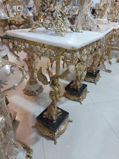 گالری آنتیک برنز