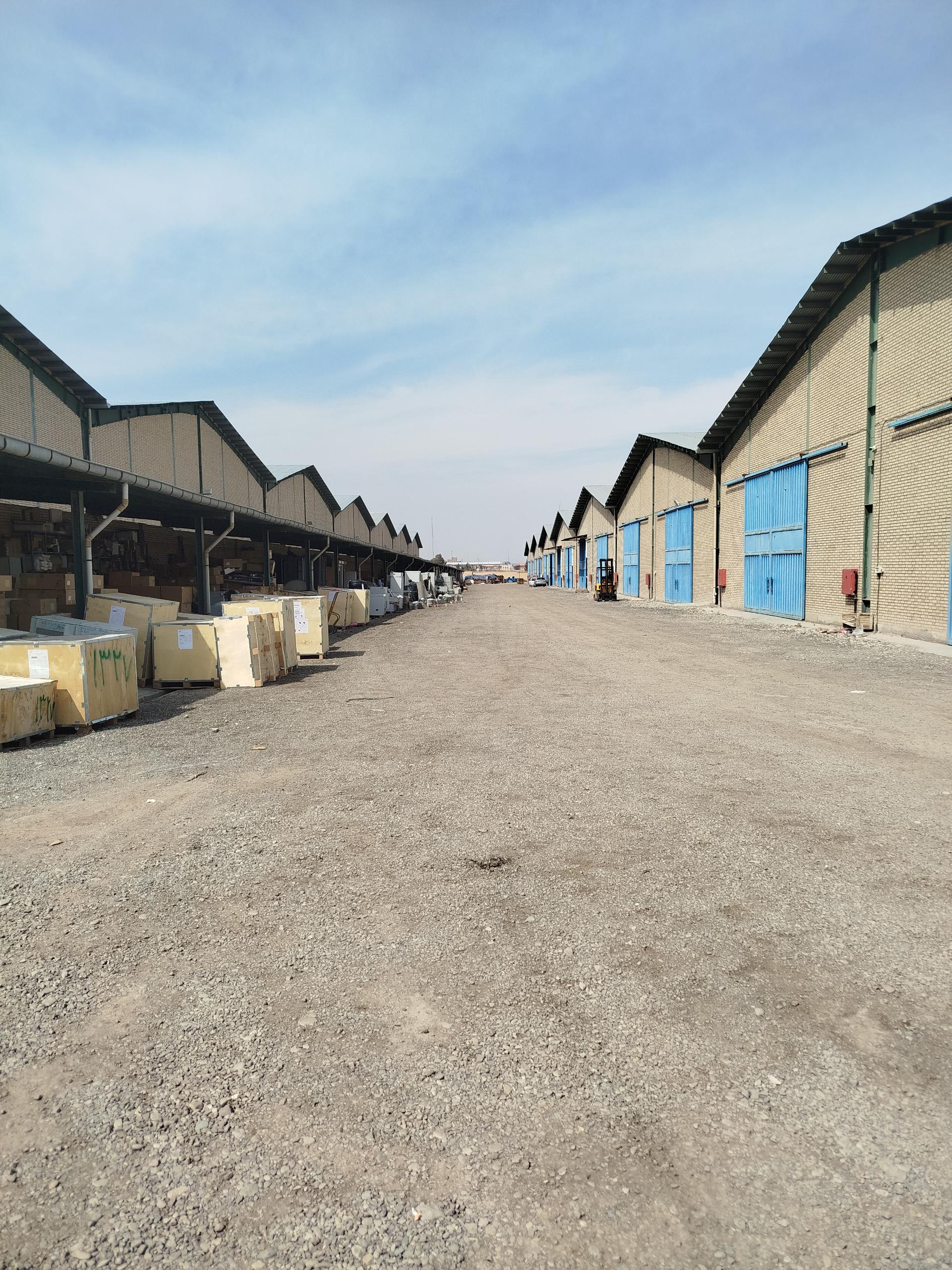 عکس انبار کالا گستر 