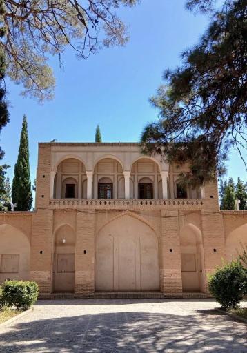 عکس آرامگاه شاه نعمت الله ولی