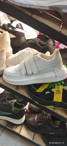 عکس کفش ۱۰۰