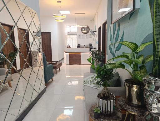 عکس کلینیک زیبایی درنیکا