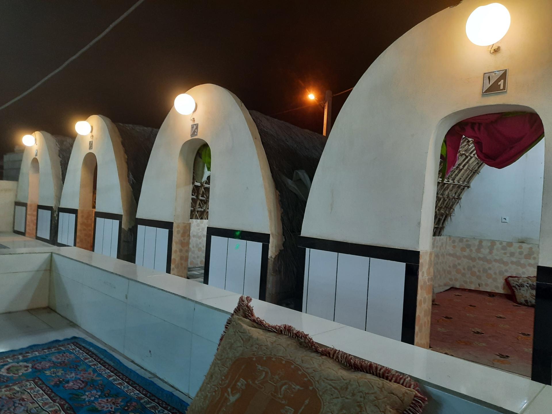 عکس کبابی شاعر