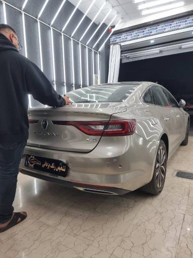 عکس تشخیص رنگ فنی خودرو یزدانی