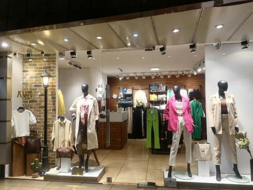 عکس بوتیک آوا