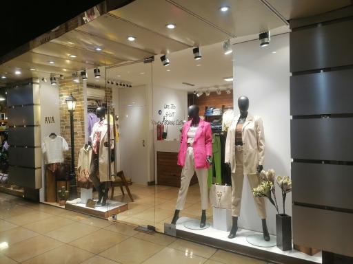 عکس بوتیک آوا