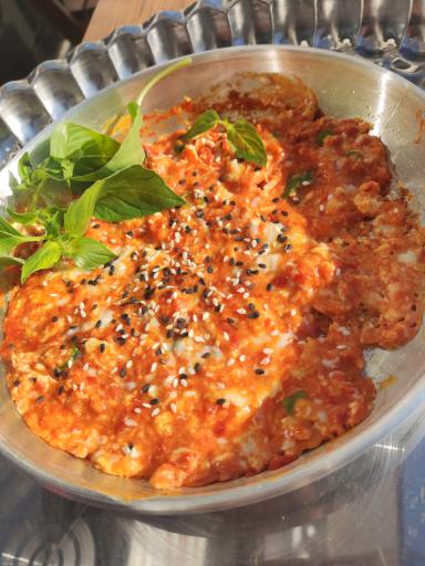 عکس خانه صبحانه و ناهار سندوس