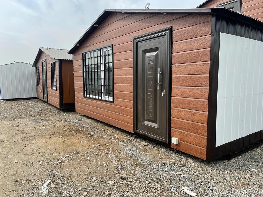 عکس کانکس مهندس بقایی