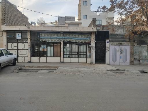 عکس فروشگاه محصولات مذهبی ساقی