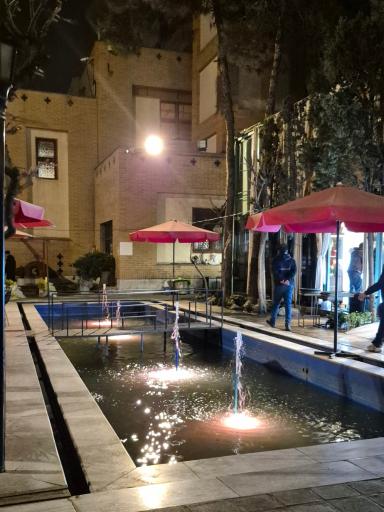 عکس کافه حیات هزار افسان‌ْ