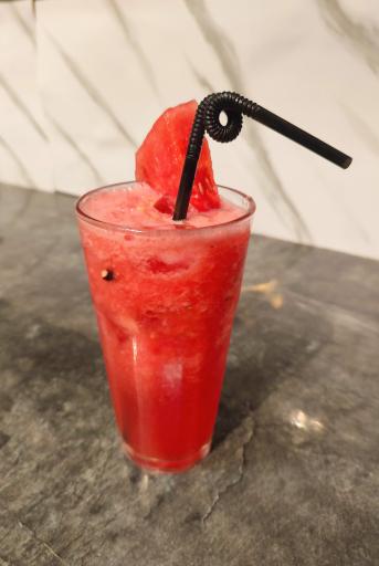 عکس کافه پلاک ۱۰۰