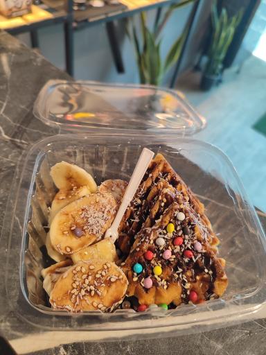 عکس کافه پلاک ۱۰۰