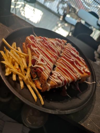 عکس کافه پلاک ۱۰۰