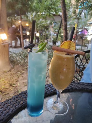 عکس کافه حیات هزار افسان‌ْ