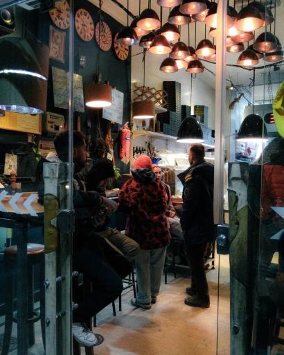 عکس پیتزارا شعبه مرکزی