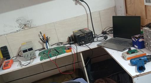 عکس فروشگاه لاستیک و آمپر اکبری