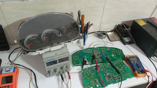 فروشگاه لاستیک و آمپر اکبری