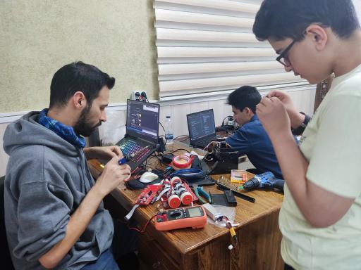 عکس آموزشگاه رباتیک خانه ایده