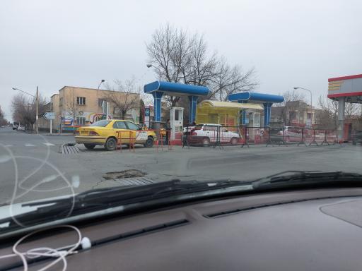 عکس جایگاه سوخت (CNG و بنزین)