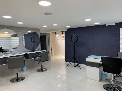 عکس سالن زیبایی روژه