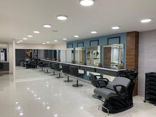 عکس سالن زیبایی روژه