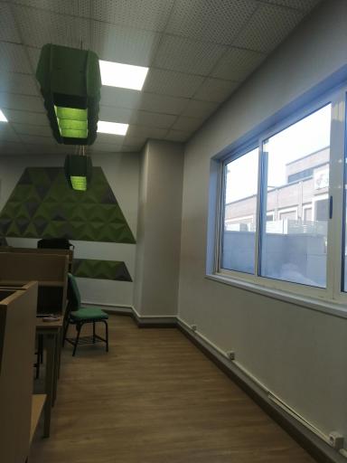 عکس دانشکده مهندسی مکانیک دانشگاه صنعتی شریف 