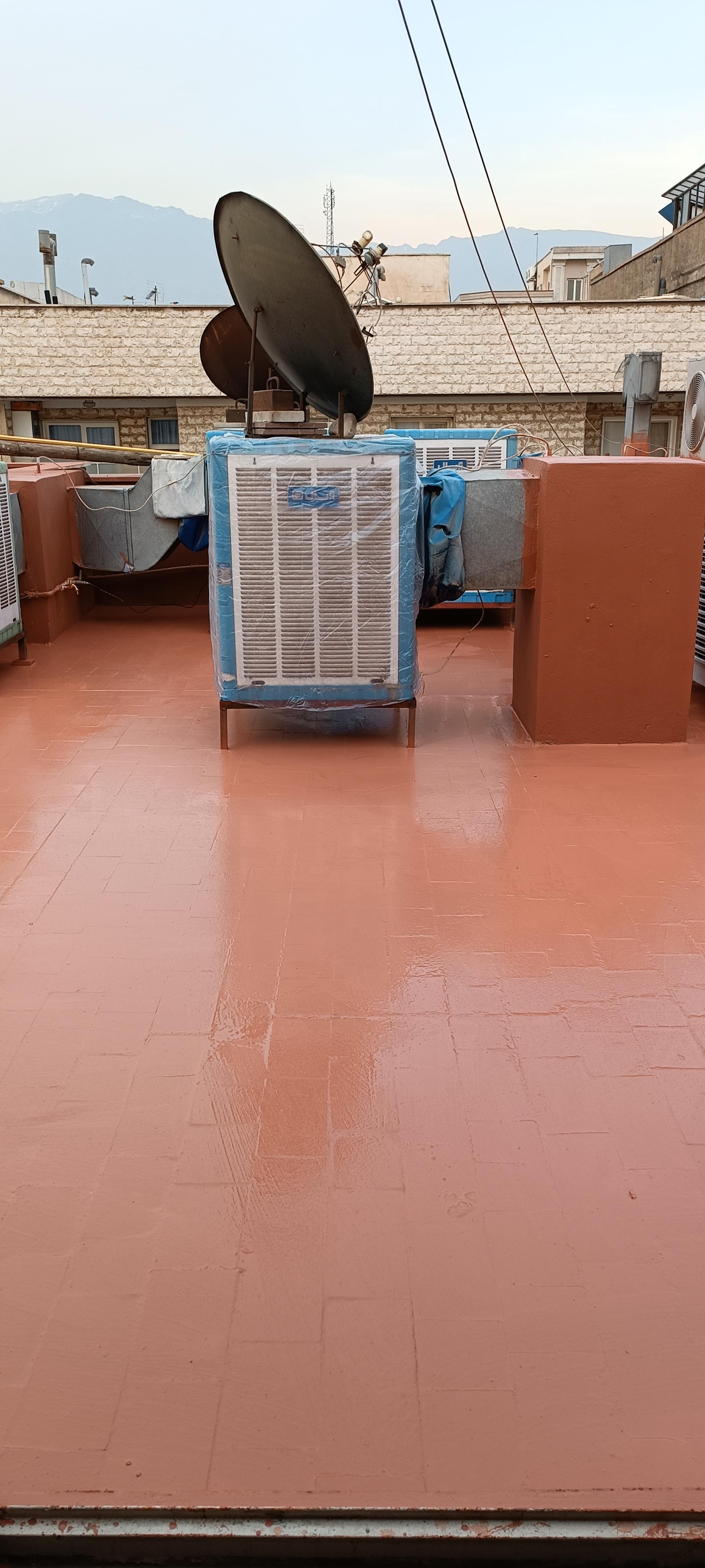 عکس عایق رطوبتی ایران نانو 