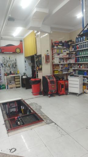 عکس اتوسرویس ردلاین