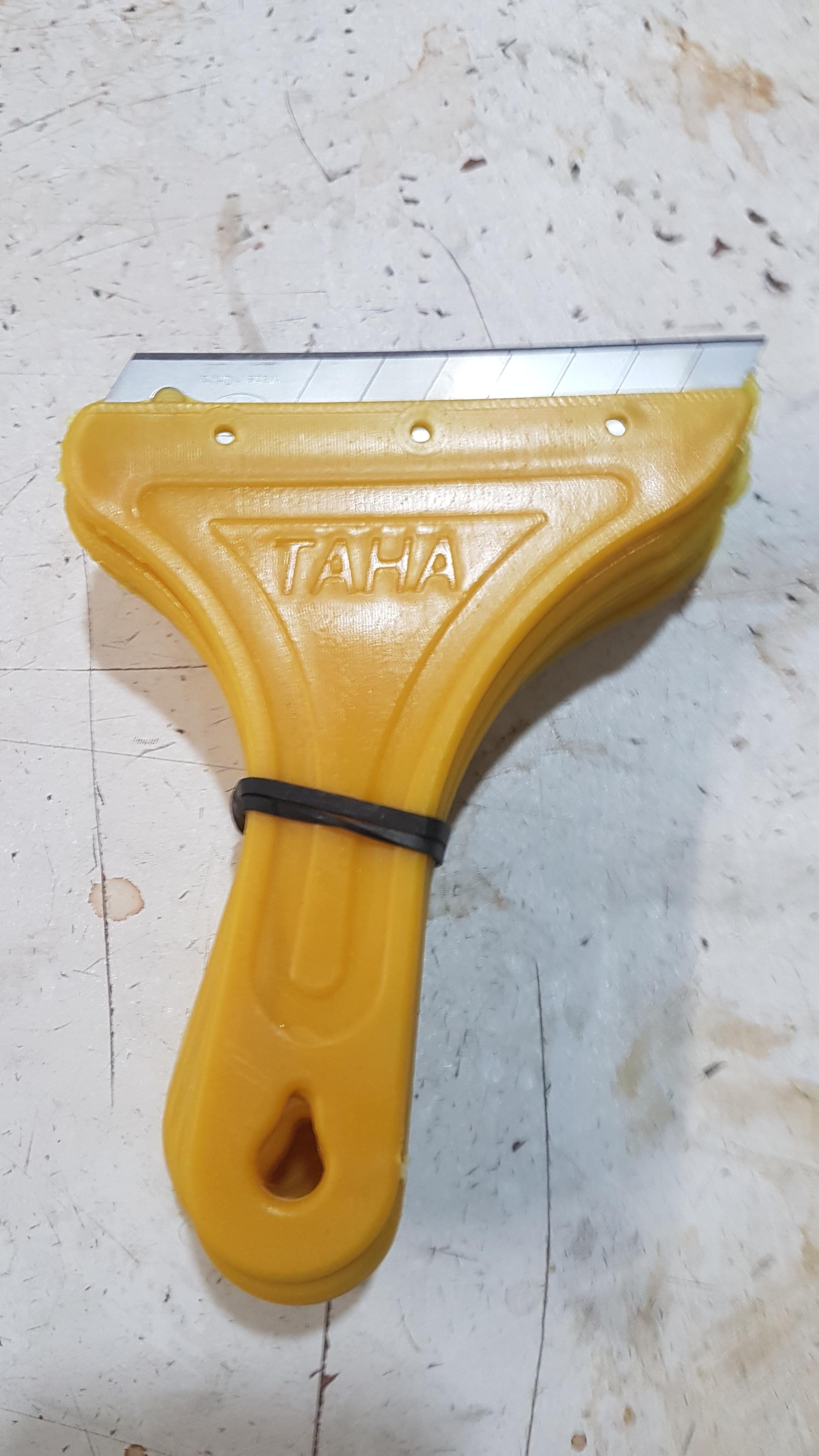 عکس تزریق پلاستیک طاها