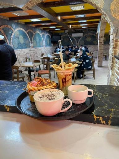 عکس آبمیوه سیب سرخ