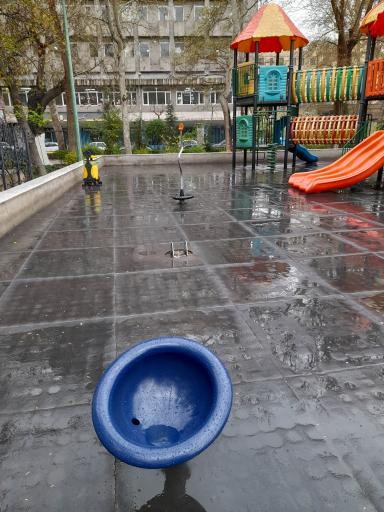 عکس زمین بازی کودکان پارک شهر