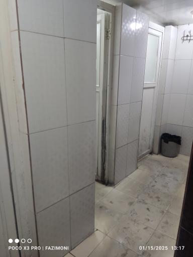 عکس توالت عمومی جنب مسجد امام حسین