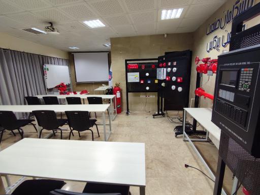 عکس آموزشگاه ادو فایر