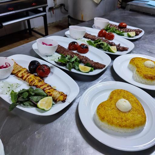 رستوران و نان داغ کباب داغ البرز