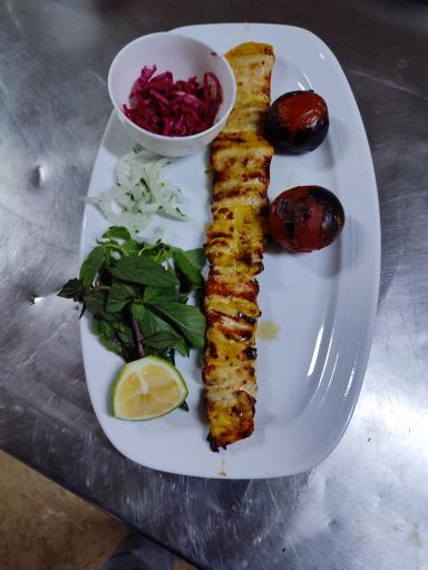 عکس رستوران و نان داغ کباب داغ البرز