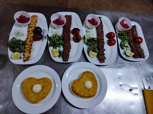 رستوران و نان داغ کباب داغ البرز