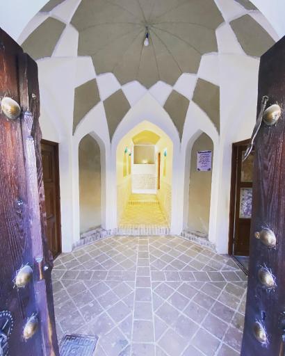 عکس اقامتگاه سنتی بام نایین 